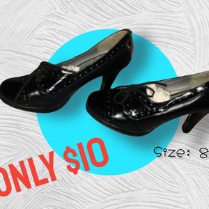 Union Bay heels size 8